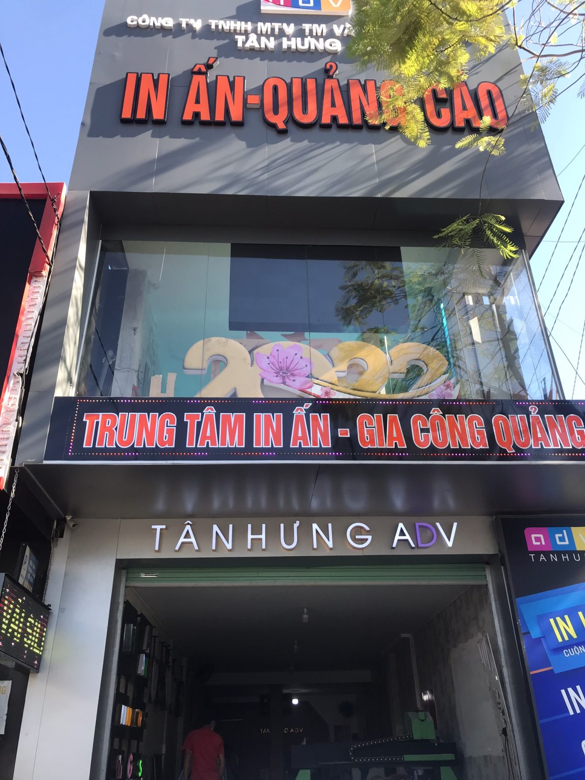 In UV trên mọi chất liệu tại Huế - Tân Hưng ADV